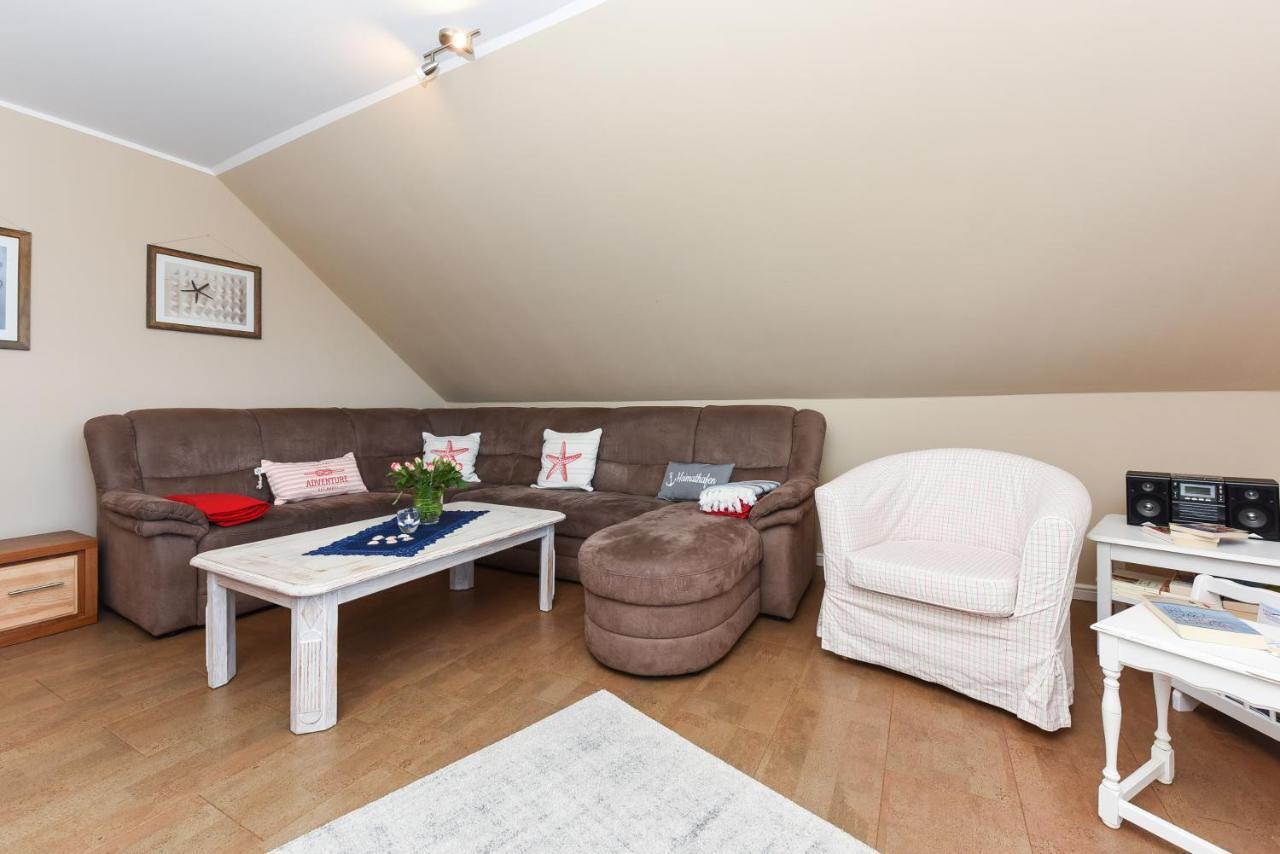 Ferienwohnung Haus Heimathafen Esens Dış mekan fotoğraf