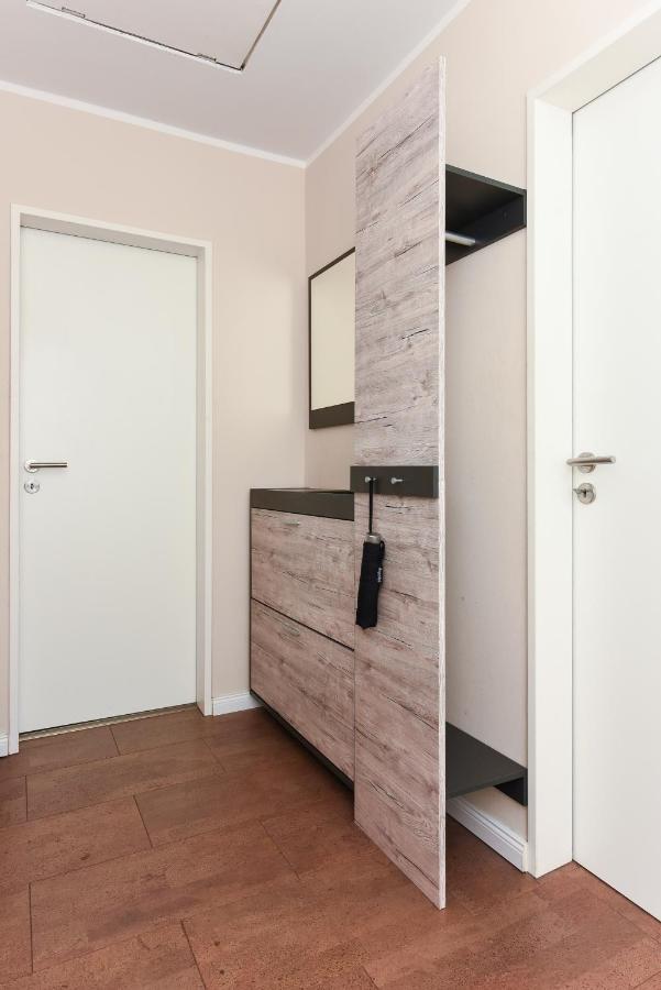 Ferienwohnung Haus Heimathafen Esens Dış mekan fotoğraf
