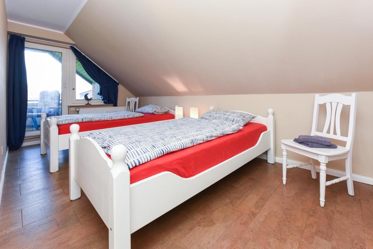 Ferienwohnung Haus Heimathafen Esens Dış mekan fotoğraf