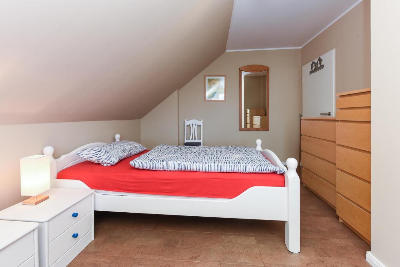 Ferienwohnung Haus Heimathafen Esens Dış mekan fotoğraf